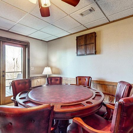 Bougie Bear Cabin Morganton Экстерьер фото