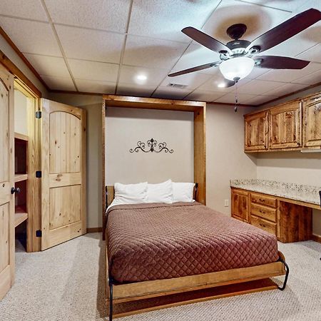 Bougie Bear Cabin Morganton Экстерьер фото